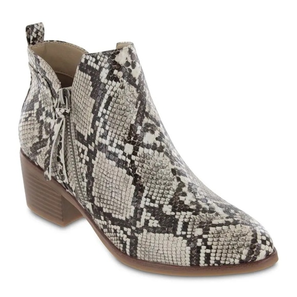 New MIA Snakeskin Printed Ankle Booties Boots - Picture 1 of 14